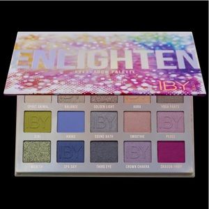 Enlighten Eyeshadow Palette